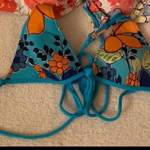 Hollister Blue floral bikini top small